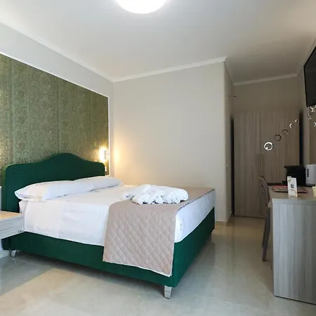 Sara Bed & Breakfast