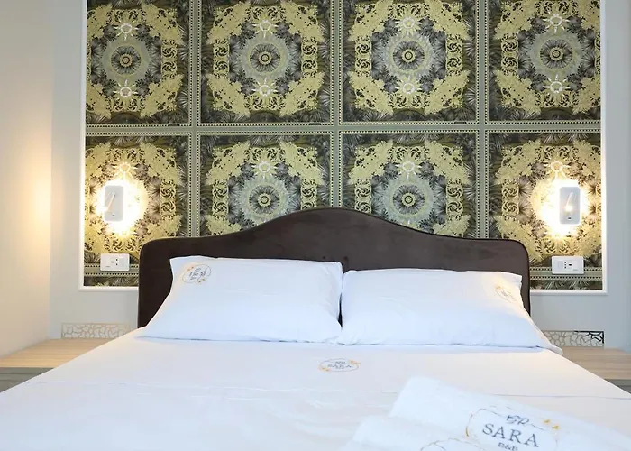 לינה וארוחת בוקר Sara 4*